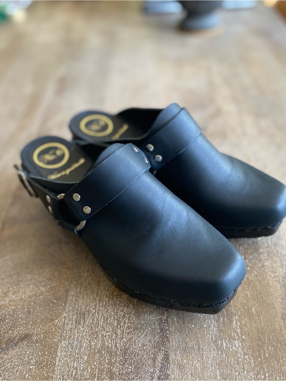 No. 6 Arlo Leather Clog on Square Toe, 40